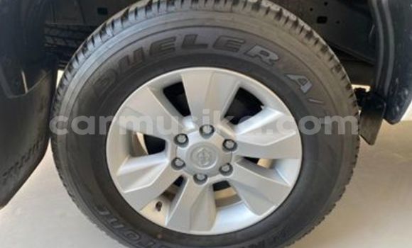 Acheter Occasion Voiture Toyota Hilux Blanc à Beitbridge, Matabeleland South Acheter Occasion Voiture Toyota Hilux Blanc à Beitbridge, Matabeleland South