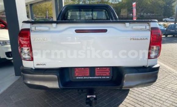 Acheter Occasion Voiture Toyota Hilux Blanc à Beitbridge, Matabeleland South Acheter Occasion Voiture Toyota Hilux Blanc à Beitbridge, Matabeleland South