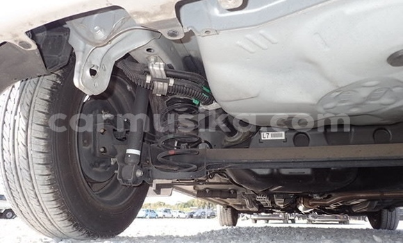 Tenga Tsaru Toyota Vitz Sirivha Mota in Beitbridge in Matabeleland South Tenga Tsaru Toyota Vitz Sirivha Mota in Beitbridge in Matabeleland South