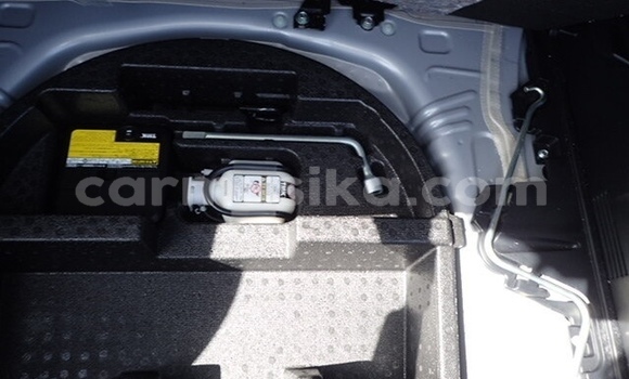 Tenga Tsaru Toyota Vitz Sirivha Mota in Beitbridge in Matabeleland South Tenga Tsaru Toyota Vitz Sirivha Mota in Beitbridge in Matabeleland South