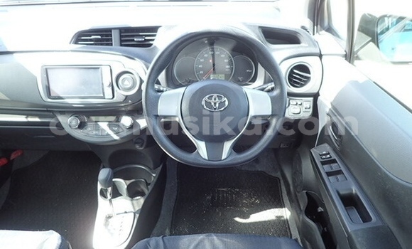 Tenga Tsaru Toyota Vitz Sirivha Mota in Beitbridge in Matabeleland South Tenga Tsaru Toyota Vitz Sirivha Mota in Beitbridge in Matabeleland South