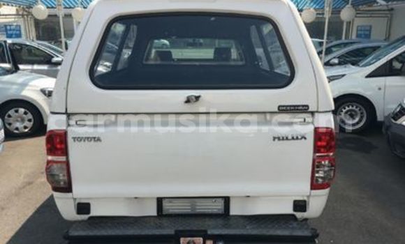 Acheter Occasion Voiture Toyota Hilux Blanc à Beitbridge, Matabeleland South Acheter Occasion Voiture Toyota Hilux Blanc à Beitbridge, Matabeleland South