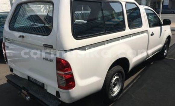 Acheter Occasion Voiture Toyota Hilux Blanc à Beitbridge, Matabeleland South Acheter Occasion Voiture Toyota Hilux Blanc à Beitbridge, Matabeleland South
