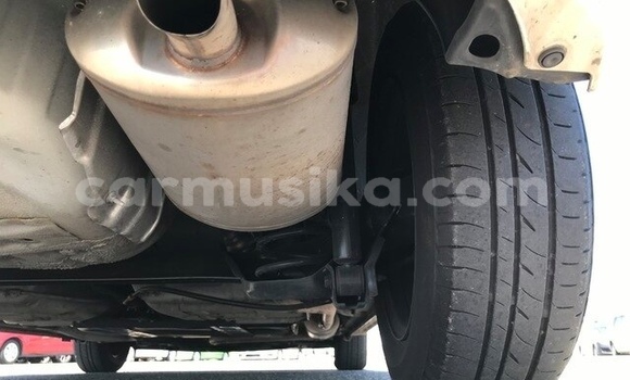 Acheter Occasion Voiture Honda Fit Blanc à Beitbridge, Matabeleland South Acheter Occasion Voiture Honda Fit Blanc à Beitbridge, Matabeleland South