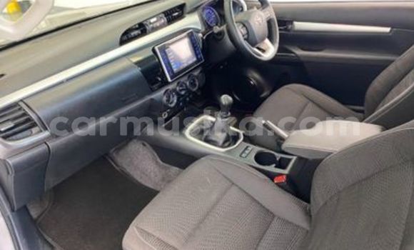 Acheter Occasion Voiture Toyota Hilux Autre à Beitbridge, Matabeleland South Acheter Occasion Voiture Toyota Hilux Autre à Beitbridge, Matabeleland South