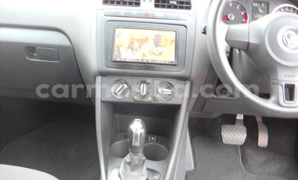 Tenga Tsaru Volkswagen Polo Tsvuku Mota in Beitbridge in Matabeleland South Tenga Tsaru Volkswagen Polo Tsvuku Mota in Beitbridge in Matabeleland South