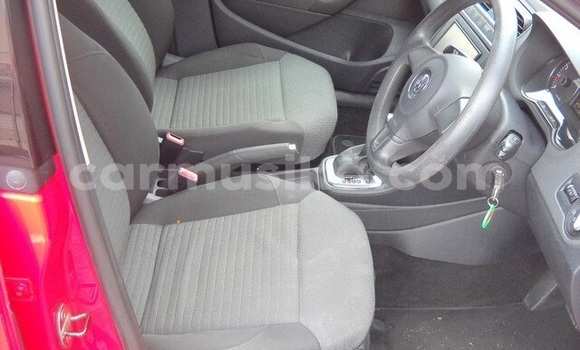 Tenga Tsaru Volkswagen Polo Tsvuku Mota in Beitbridge in Matabeleland South Tenga Tsaru Volkswagen Polo Tsvuku Mota in Beitbridge in Matabeleland South