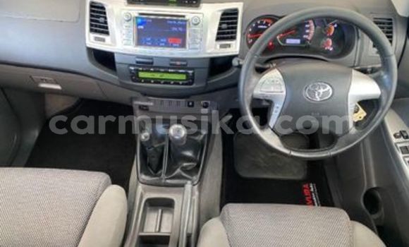 Acheter Occasion Voiture Toyota Hilux Blanc à Beitbridge, Matabeleland South Acheter Occasion Voiture Toyota Hilux Blanc à Beitbridge, Matabeleland South