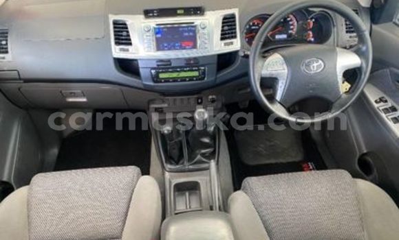 Acheter Occasion Voiture Toyota Hilux Blanc à Beitbridge, Matabeleland South Acheter Occasion Voiture Toyota Hilux Blanc à Beitbridge, Matabeleland South