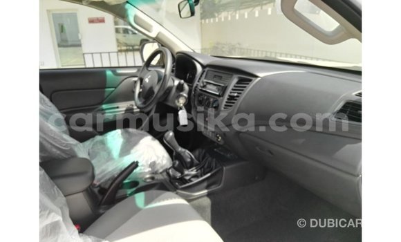 Buy Import Mitsubishi L200 White Car in Import - Dubai in Harare Buy Import Mitsubishi L200 White Car in Import - Dubai in Harare