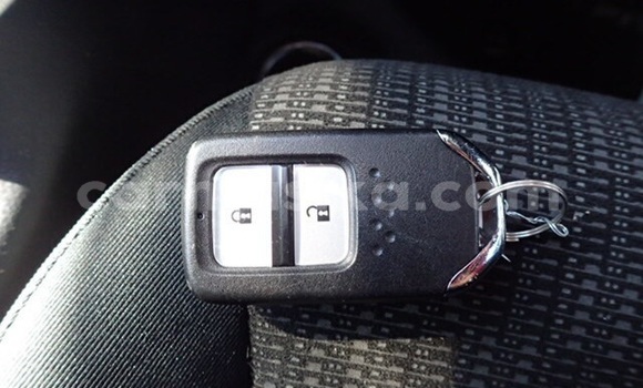 Nunua Ilio tumika Honda Fit Nyekundu Gari ndani ya Beitbridge nchini Matabeleland Kusini Nunua Ilio tumika Honda Fit Nyekundu Gari ndani ya Beitbridge nchini Matabeleland Kusini