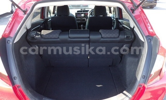 Nunua Ilio tumika Honda Fit Nyekundu Gari ndani ya Beitbridge nchini Matabeleland Kusini Nunua Ilio tumika Honda Fit Nyekundu Gari ndani ya Beitbridge nchini Matabeleland Kusini