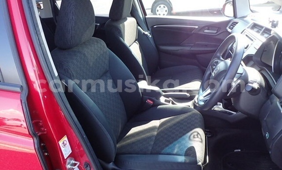 Nunua Ilio tumika Honda Fit Nyekundu Gari ndani ya Beitbridge nchini Matabeleland Kusini Nunua Ilio tumika Honda Fit Nyekundu Gari ndani ya Beitbridge nchini Matabeleland Kusini