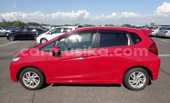 Nunua Ilio tumika Honda Fit Nyekundu Gari ndani ya Beitbridge nchini Matabeleland Kusini Nunua Ilio tumika Honda Fit Nyekundu Gari ndani ya Beitbridge nchini Matabeleland Kusini