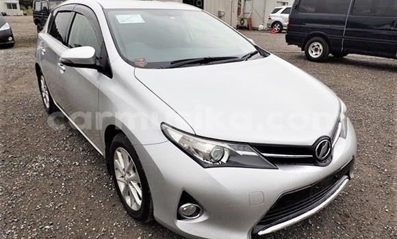 Acheter Occasion Voiture Toyota Auris Gris à Beitbridge, Matabeleland South Acheter Occasion Voiture Toyota Auris Gris à Beitbridge, Matabeleland South