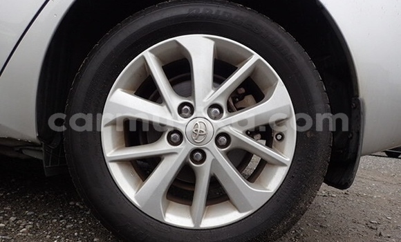 Acheter Occasion Voiture Toyota Auris Gris à Beitbridge, Matabeleland South Acheter Occasion Voiture Toyota Auris Gris à Beitbridge, Matabeleland South
