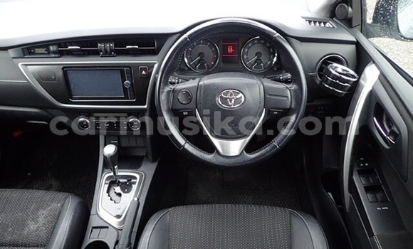 Acheter Occasion Voiture Toyota Auris Gris à Beitbridge, Matabeleland South Acheter Occasion Voiture Toyota Auris Gris à Beitbridge, Matabeleland South