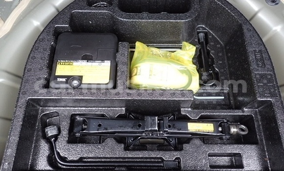 Acheter Occasion Voiture Toyota Auris Gris à Beitbridge, Matabeleland South Acheter Occasion Voiture Toyota Auris Gris à Beitbridge, Matabeleland South