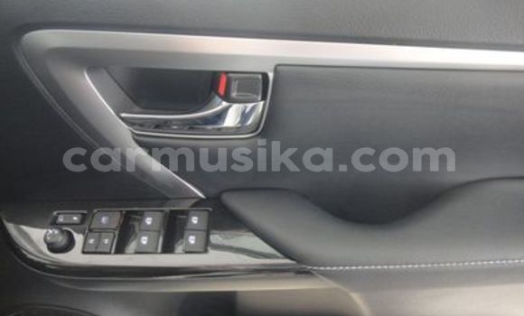 Acheter Occasion Voiture Toyota Fortuner Blanc à Beitbridge, Matabeleland South Acheter Occasion Voiture Toyota Fortuner Blanc à Beitbridge, Matabeleland South