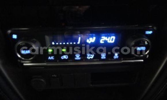 Acheter Occasion Voiture Toyota Fortuner Blanc à Beitbridge, Matabeleland South Acheter Occasion Voiture Toyota Fortuner Blanc à Beitbridge, Matabeleland South