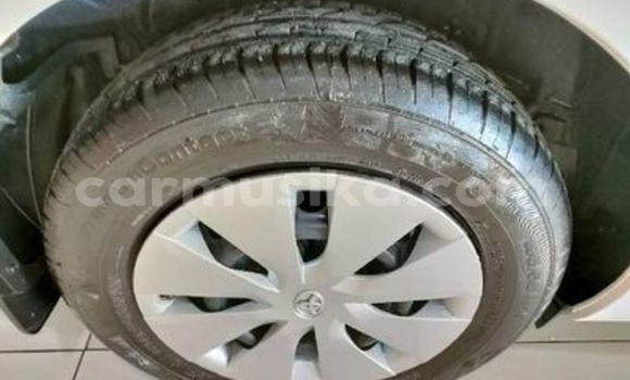 Acheter Occasion Voiture Toyota Corolla Blanc à Beitbridge, Matabeleland South Acheter Occasion Voiture Toyota Corolla Blanc à Beitbridge, Matabeleland South