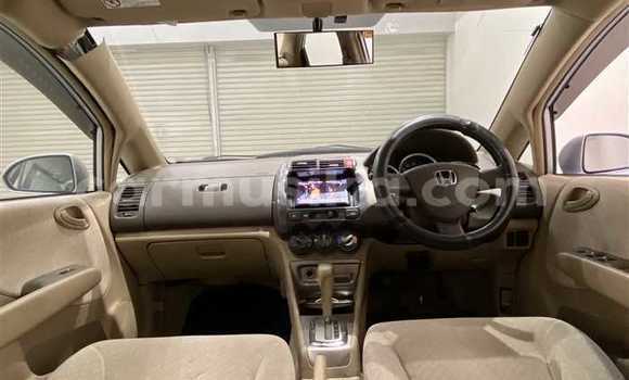 Acheter Occasion Voiture Honda Fit Aria Gris à Beitbridge, Matabeleland South Acheter Occasion Voiture Honda Fit Aria Gris à Beitbridge, Matabeleland South