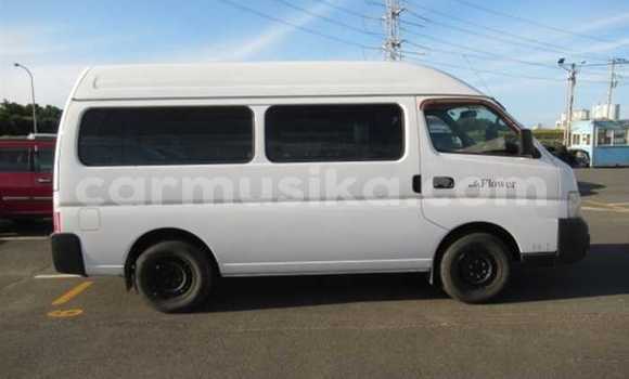 Acheter Occasion Voiture Nissan Caravan Blanc à Beitbridge, Matabeleland South Acheter Occasion Voiture Nissan Caravan Blanc à Beitbridge, Matabeleland South