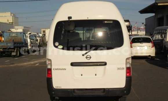 Acheter Occasion Voiture Nissan Caravan Blanc à Beitbridge, Matabeleland South Acheter Occasion Voiture Nissan Caravan Blanc à Beitbridge, Matabeleland South