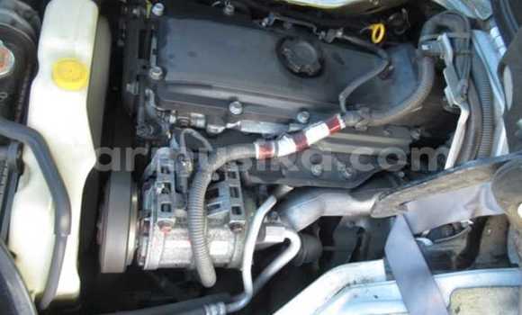 Acheter Occasion Voiture Nissan Caravan Blanc à Beitbridge, Matabeleland South Acheter Occasion Voiture Nissan Caravan Blanc à Beitbridge, Matabeleland South