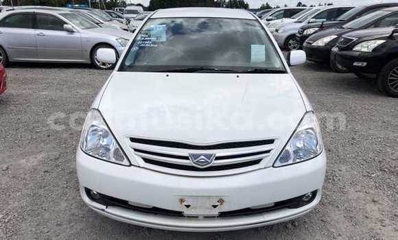 Nunua Ilio tumika Toyota Allion Nyeupe Gari ndani ya Beitbridge nchini Matabeleland Kusini