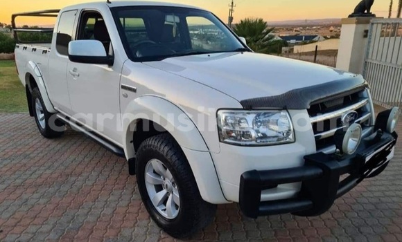 Nunua Ilio tumika Ford Ranger Nyeupe Gari ndani ya Beitbridge nchini Matabeleland Kusini