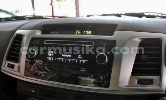 Buy Used Toyota Hilux White Car in Beitbridge in Matabeleland South Buy Used Toyota Hilux White Car in Beitbridge in Matabeleland South