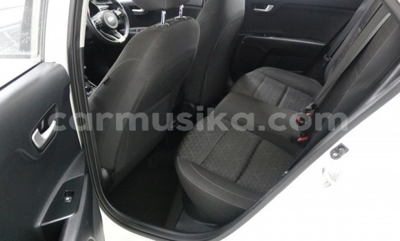 Buy Used Kia Rio White Car in Harare in Harare Buy Used Kia Rio White Car in Harare in Harare