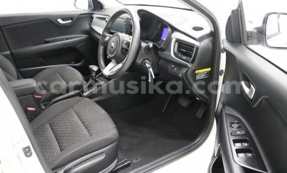Buy Used Kia Rio White Car in Harare in Harare Buy Used Kia Rio White Car in Harare in Harare
