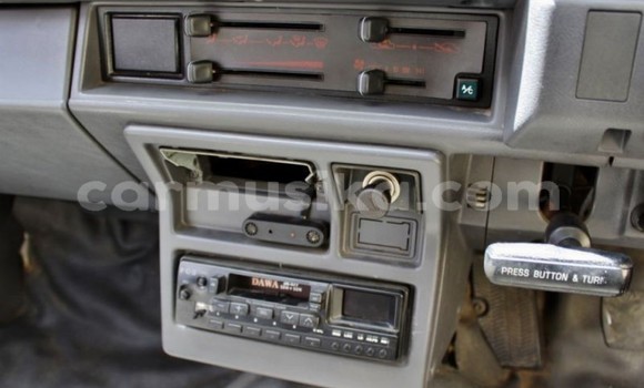 Buy Used Toyota Hilux White Car in Bulawayo in Bulawayo Buy Used Toyota Hilux White Car in Bulawayo in Bulawayo