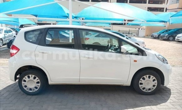 Buy Import Honda Fit White Car in Beitbridge in Matabeleland South Buy Import Honda Fit White Car in Beitbridge in Matabeleland South