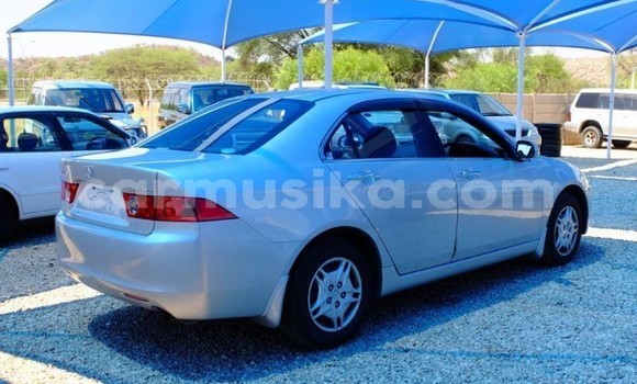 Buy Import Honda Accord White Car in Beitbridge in Matabeleland South Buy Import Honda Accord White Car in Beitbridge in Matabeleland South
