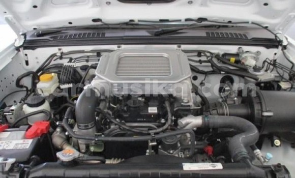 Buy Used Nissan NP 300 White Car in Beitbridge in Matabeleland South Buy Used Nissan NP 300 White Car in Beitbridge in Matabeleland South