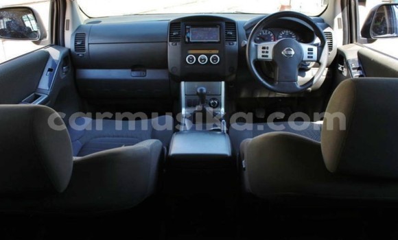 Buy Used Nissan Navara Black Car in Beitbridge in Matabeleland South Buy Used Nissan Navara Black Car in Beitbridge in Matabeleland South