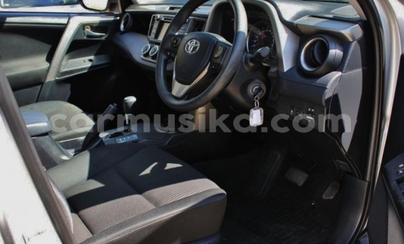 Buy Used Toyota RAV4 Silver Car in Beitbridge in Matabeleland South Buy Used Toyota RAV4 Silver Car in Beitbridge in Matabeleland South