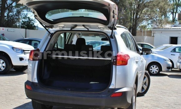 Buy Used Toyota RAV4 Silver Car in Beitbridge in Matabeleland South Buy Used Toyota RAV4 Silver Car in Beitbridge in Matabeleland South