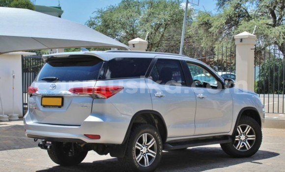 Tenga Tsaru Toyota Fortuner Sirivha Mota in Beitbridge in Matabeleland South