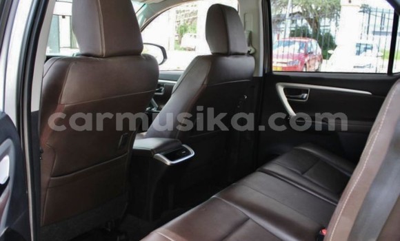 Buy Used Toyota Fortuner Silver Car in Beitbridge in Matabeleland South Buy Used Toyota Fortuner Silver Car in Beitbridge in Matabeleland South