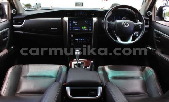 Buy Used Toyota Fortuner Silver Car in Beitbridge in Matabeleland South Buy Used Toyota Fortuner Silver Car in Beitbridge in Matabeleland South