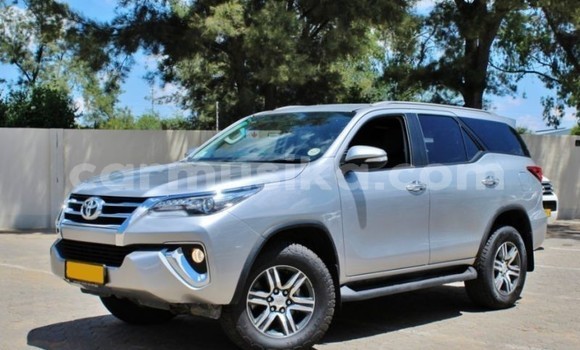 Buy Used Toyota Fortuner Silver Car in Beitbridge in Matabeleland South Buy Used Toyota Fortuner Silver Car in Beitbridge in Matabeleland South