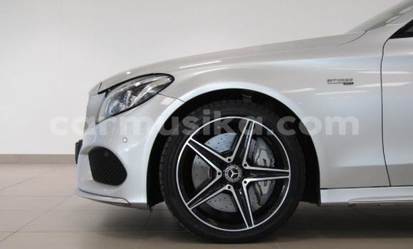 Acheter Occasion Voiture Mercedes‒Benz C-klasse AMG Gris à Borrowdale, Harare Acheter Occasion Voiture Mercedes‒Benz C-klasse AMG Gris à Borrowdale, Harare