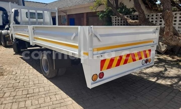 Tenga Tsaru Toyota Dyna Chena Rori in Beitbridge in Matabeleland South Tenga Tsaru Toyota Dyna Chena Rori in Beitbridge in Matabeleland South