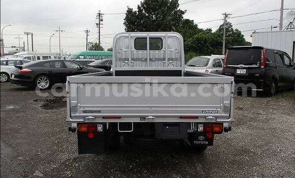 Tenga Tsaru Toyota Dyna Sirivha Rori in Beitbridge in Matabeleland South Tenga Tsaru Toyota Dyna Sirivha Rori in Beitbridge in Matabeleland South