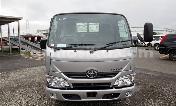 Tenga Tsaru Toyota Dyna Sirivha Rori in Beitbridge in Matabeleland South Tenga Tsaru Toyota Dyna Sirivha Rori in Beitbridge in Matabeleland South