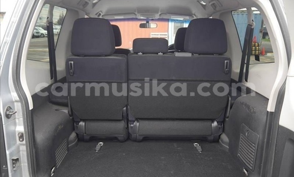 Acheter Occasion Voiture Mitsubishi Pajero Gris à Beitbridge, Matabeleland South Acheter Occasion Voiture Mitsubishi Pajero Gris à Beitbridge, Matabeleland South